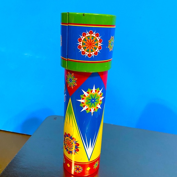 KALEIDOSCOPE VINTAGE 2002 CLASSIC TIN TOY BRILLANT COLORS & PATTERNS 7” - Picture 4 of 10